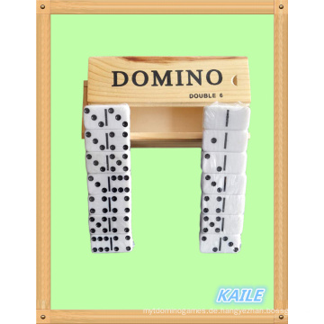 Doppel 6 weißer Domino in Holzkiste